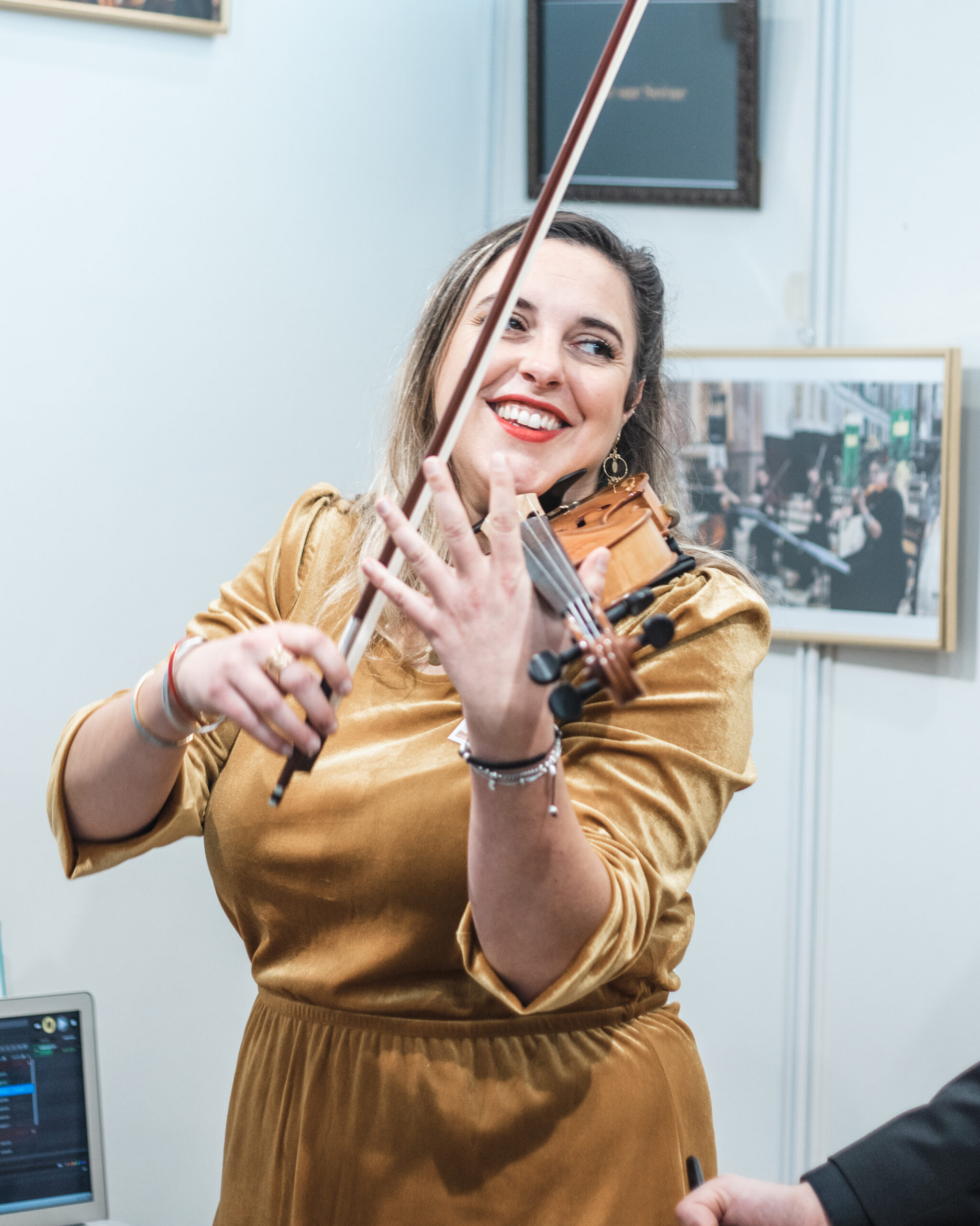 Mariage Toulouse - Joueuse de violon - BCVL Paris - Arnaud Photographe Mariage Toulouse 31000