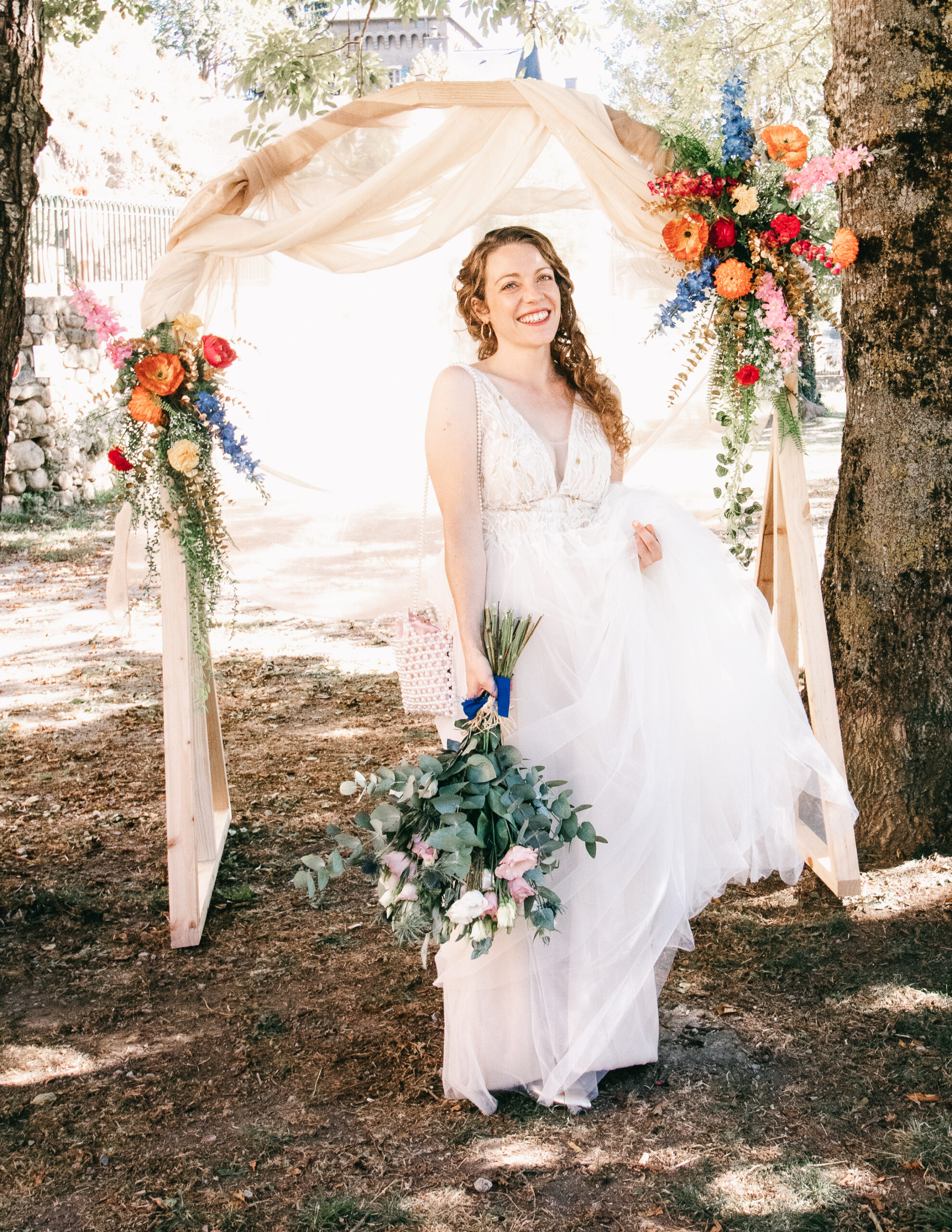 Nikita en robe de Mariée a Arreau Photo de mariage